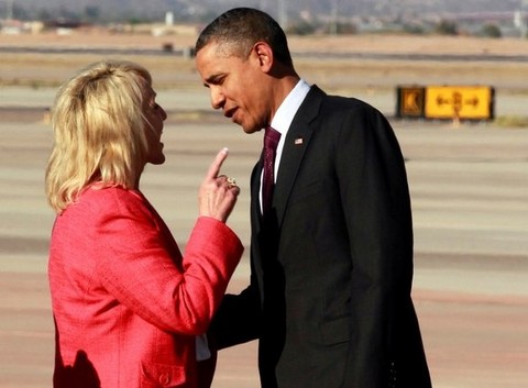 Airport greeting turns testy between President Obama, Jan Brewer