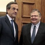 Leader of the Socialists PASOK party Evangelos Venizelos (R) meets leader of Conservatives New Democracy party Antonis Samaras in Athens May 11, 2012. REUTERS/Yorgos Karahalis