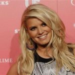 Actress and honoree Jessica Simpson poses at the US Weekly Hot Hollywood Style issue party in Hollywood, California, April 26, 2011. REUTERS/Mario Anzuoni