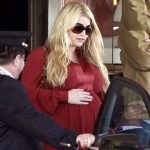 Jessica Simpson: Headed To The Hospital To Give Birth