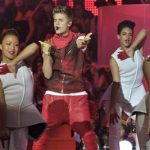 Singer Justin Bieber performs during the MuchMusic Video Awards in Toronto June 17, 2012. REUTERS/Mike Cassese