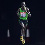 Kenya's Emmanuel Mutai takes the lead as he runs during the last few miles of the men's 2011 London Marathon April 17, 2011. REUTERS/Eddie Keogh