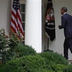 U.S. President Barack Obama walks back to the Oval Office after making remarks about the leaked Afghan war documents in the Rose Garden at the White House in Washington, July 27, 2010. REUTERS/Jim Young