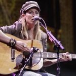 Singer/songwriter Sheryl Crow performs for Starbucks shareholders at the coffee company's annual meeting in Seattle, Washington March 24, 2010. REUTERS/Robert Sorbo
