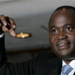 Zimbabwe's central bank Governor Gideon Gono gestures during a news conference at his office in Harare February 20, 2009. REUTERS/Philimon Bulawayo
