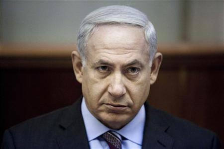 Israel's Prime Minister Benjamin Netanyahu attends the weekly cabinet meeting in Jerusalem August 12, 2012. REUTERS/Abir Sultan/Pool