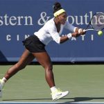 Serena Williams of the U.S. returns a shot to Angelique Kerber of Germany in their women's singles quarter-final match at the Cincinnati Open tennis tournament in Cincinnati, Ohio, August 17, 2012. REUTERS/John Sommers II