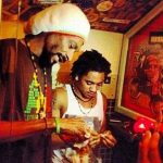 Snoop Dogg and his teen son brag about bongs on Twitter (while wearing trendy flip flops)