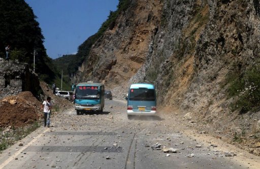 Southwest China quake kills 20: CCTV Southwest China quake kills 20: CCTV