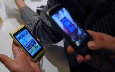 Security firms see rise in smartphone cyber-attacks