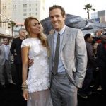 Cast members Ryan Reynolds and Blake Lively pose at the premiere of "Green Lantern" at the Grauman's Chinese theatre in Hollywood, California June 15, 2011. REUTERS/Mario Anzuoni