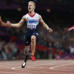 Paralympics 2012: Jonnie Peacock wins gold in T44 100m