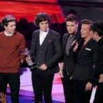 British band One Direction tops MTV video awards