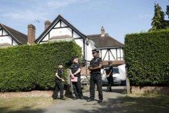 British army bomb squad at home of Alps murder victims British army bomb squad at home of Alps murder victims
