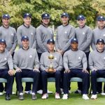 U.S. Ryder Cup team members (front, L-R) Phil Mickelson, Matt Kuchar, captain Davis Love III, Tiger Woods, Keegan Bradley and (back, L-R) Zach Johnson, Webb Simpson, Jim Furyk, Bubba Watson, Dustin Johnson, Brandt Snedeker, Steve Stricker and Jason Dufner pose for a team photo during the 39th Ryder Cup golf matches at the Medinah Country Club in Medinah, Illinois, September 25, 2012. REUTERS/Jeff Haynes