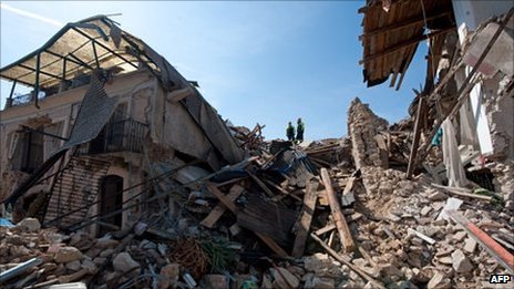 L'Aquila quake: Italy scientists guilty of manslaughter L'Aquila quake: Italy scientists guilty of manslaughter