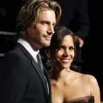 File photo of actress Halle Berry and model Gabriel Aubry posing as they arrive at the 2009 Vanity Fair Oscar Party in West Hollywood, California February 22, 2009. REUTERS/Danny Moloshok
