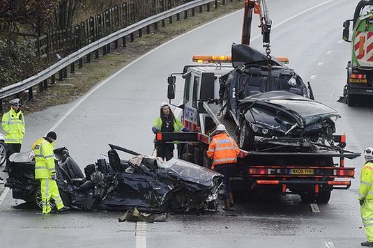 Two people died in the crash and six more were injured '140mph death race': Motorway brawl breaks out after two friends die in high-speed crash