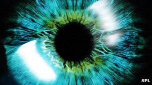 Simple eye scan can reveal extent of Multiple Sclerosis