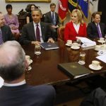 U.S. President Barack Obama (2nd L, facing camera) meets with members of the National Governors Association (NGA) Executive Committee in the Roosevelt Room of the White House in Washington, December 4, 2012. REUTERS/Larry Downing (UNITED STATES - Tags: POLITICS BUSINESS)