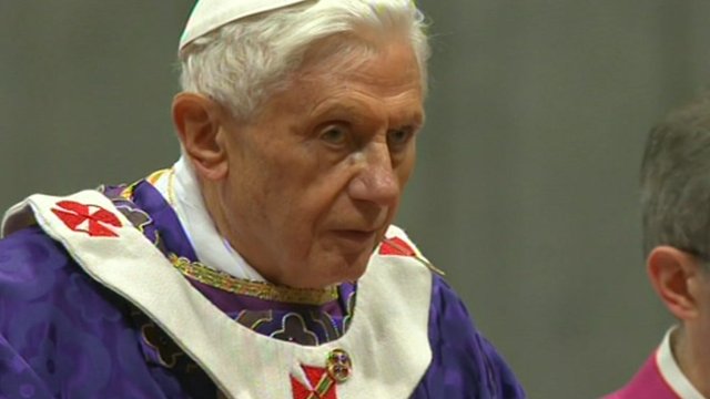 Pope Benedict holds last public Mass