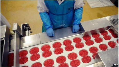 Horsemeat scandal: Beef products 'pose no health risk'
