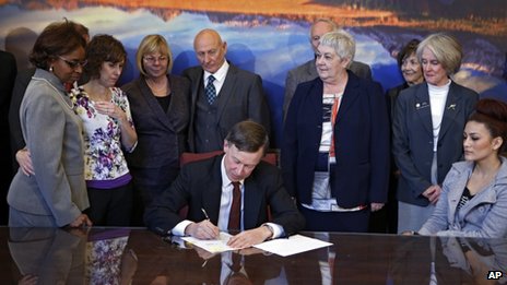 Colorado introduces landmark gun laws