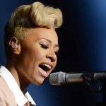 Emeli Sande gives Noel Gallagher the middle finger via Twitter after his 'granny' diss