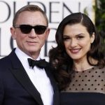 Actor Daniel Craig and his wife, actress Rachel Weisz, arrive at the 70th annual Golden Globe Awards in Beverly Hills, California, January 13, 2013. REUTERS/Mario Anzuoni