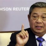 Indonesia's President Susilo Bambang Yudhoyono talks at a Reuters Newsmaker event in Singapore April 23, 2013. REUTERS/Edgar Su