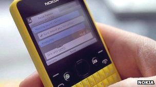 Nokia has launched a phone with a button dedicated to WhatsApp