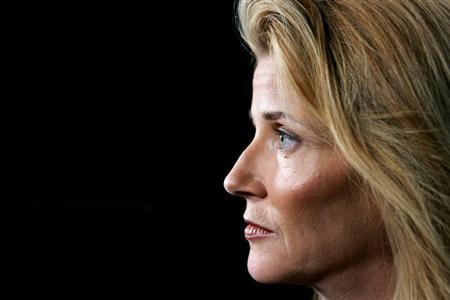 "Sex and the City" author Candace Bushnell is seen during an interview with Reuters in New York, on August 24, 2005.