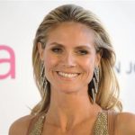 Supermodel Heidi Klum arrives at the 2013 Elton John AIDS Foundation Oscar Party in West Hollywood, California, February 24, 2013. REUTERS/Gus Ruelas