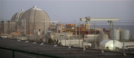 FILE - In a Sept. 13, 2012 file photo, the San Onofre nuclear power plant sits along Pacific Ocean coastline in San Onofre, Calif. Officials announced Friday, June 7, 2013 that the troubled San Onofre nuclear power plant is closing, after an epic 16-month battle over whether the twin reactors could be safely returned to service. (AP Photo/Gregory Bull, File)