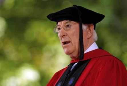 Poet Seamus Heaney recites his poem at Harvard University in Cambridge