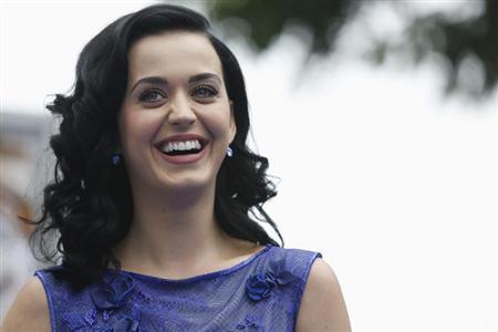 Perry smiles at the premiere of "The Smurfs 2" at the Regency Village theatre in Los Angeles