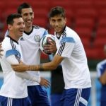 (L-R) Lionel Messi, Angel di Maria and Ricardo Alvarez
