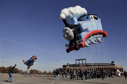 Thanksgiving Parade-Helium Facts