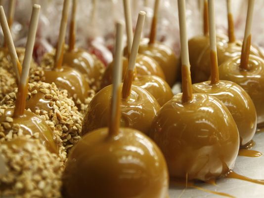 Prepackaged caramel apples