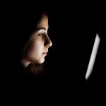 Reading on the light-emitting screen suppressed the sleep hormone melatonin