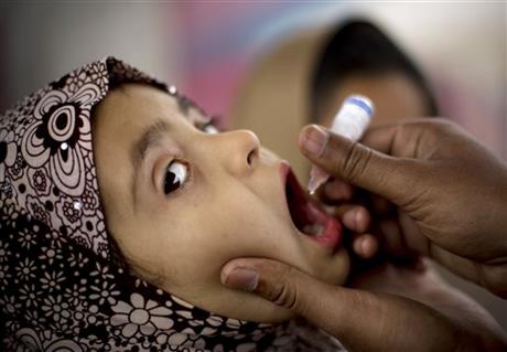 Pakistani health worker
