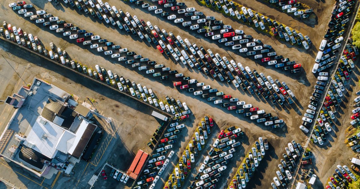 4 Signs It’s Time To Get Rid of Your Old Car