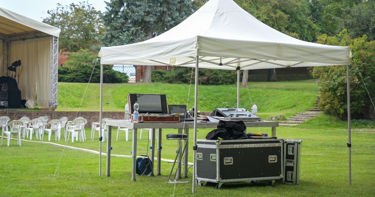 Tips for protecting rental equipment for outdoor events