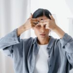4 easy ways to relieve headaches with self-Massage