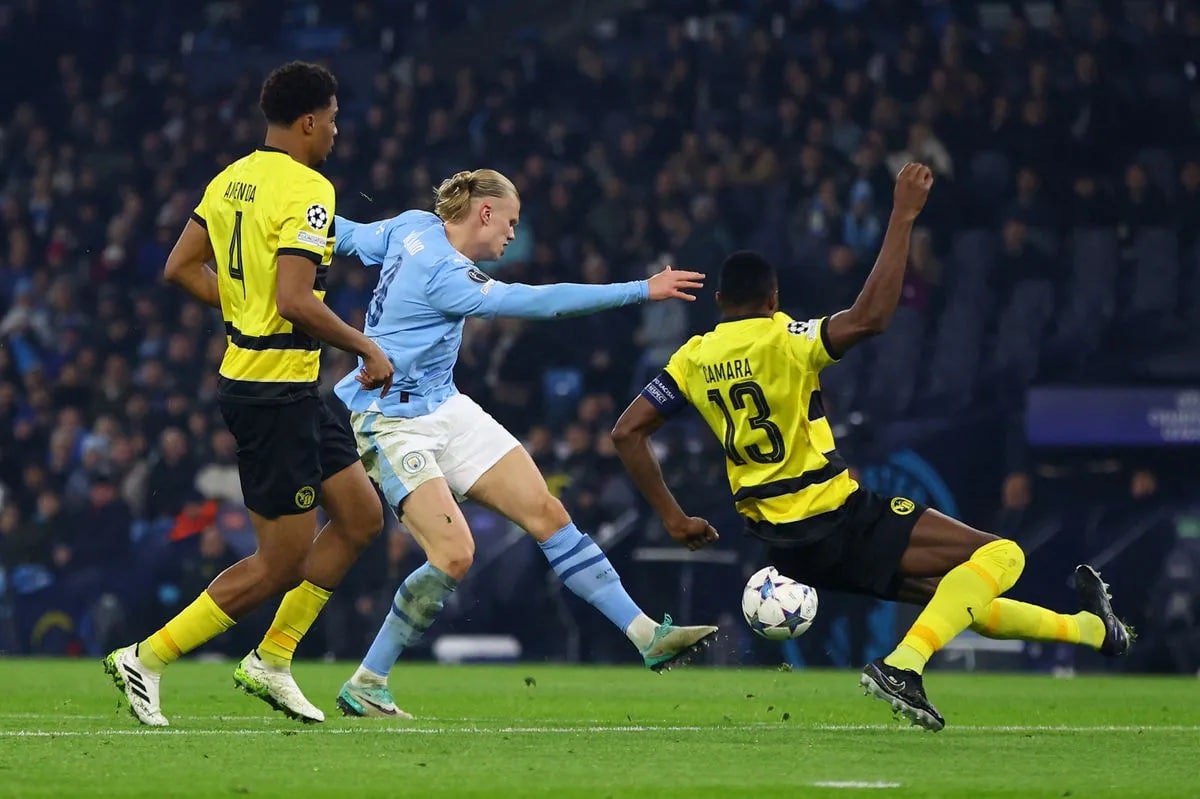 Soccer Football - Champions League - Group G - Manchester City v BSC Young Boys - Etihad Stadium, Manchester, Britain - November 7, 2023 Manchester City's Erling Braut Haaland scores their third goal Action Images via Reuters/Lee Smith