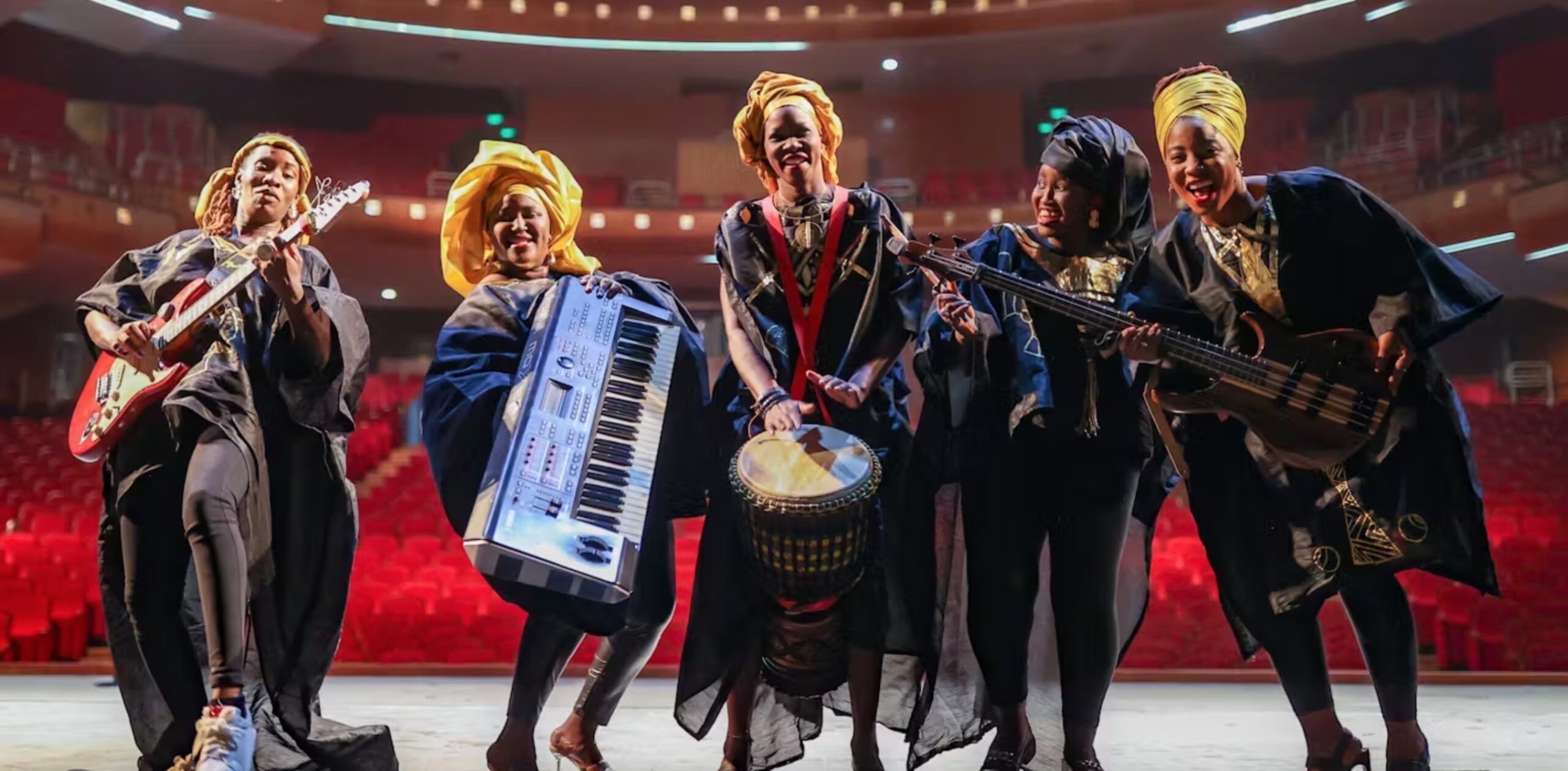 Jigeen Ni, an all-female band from Senegal.
