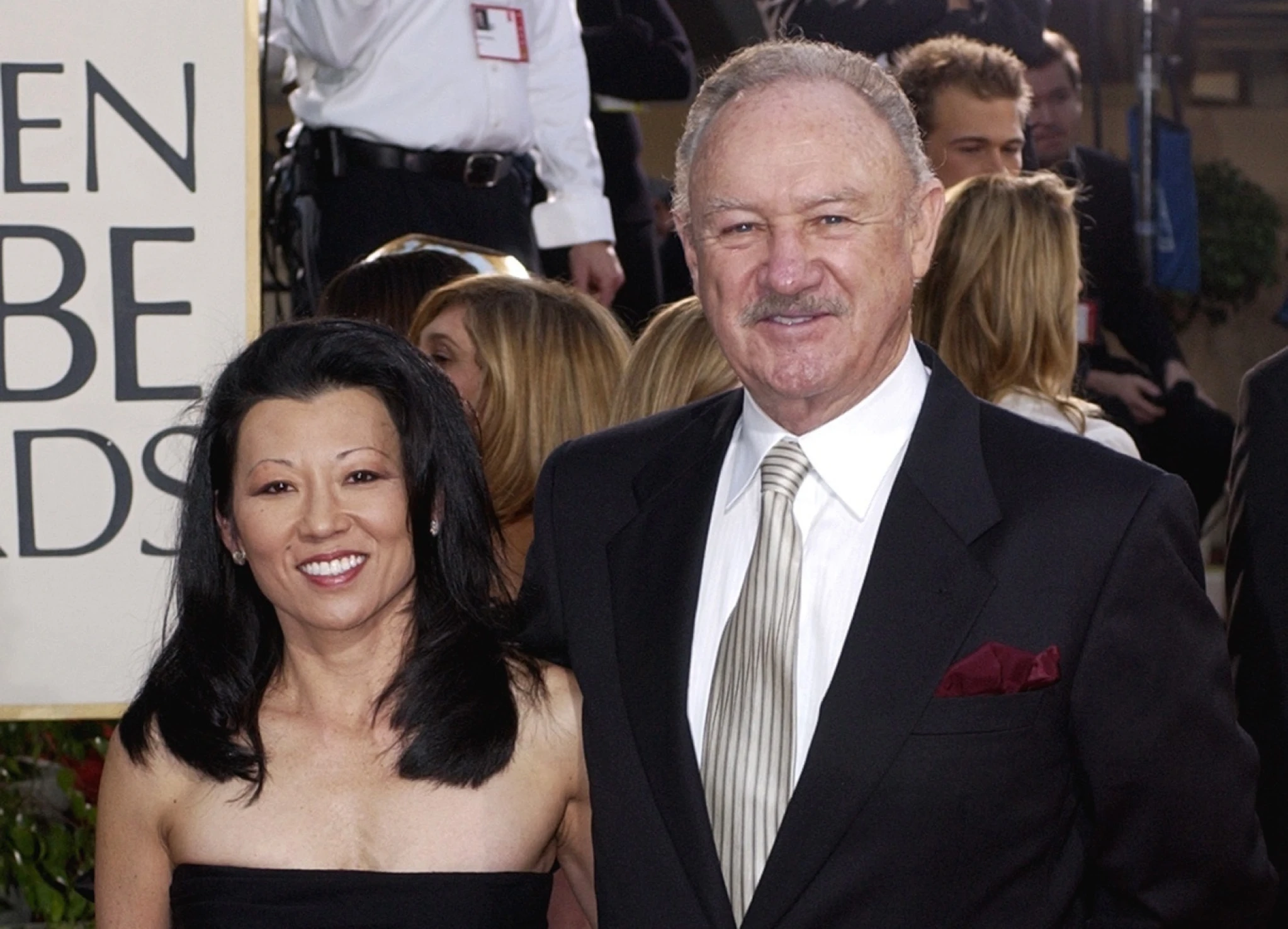 Actor Gene Hackman arrives with his wife, Betsy Arakawa, for the 60th Annual Golden Globe Awards in Beverly Hills, Calif., Sunday, Jan. 19, 2003.