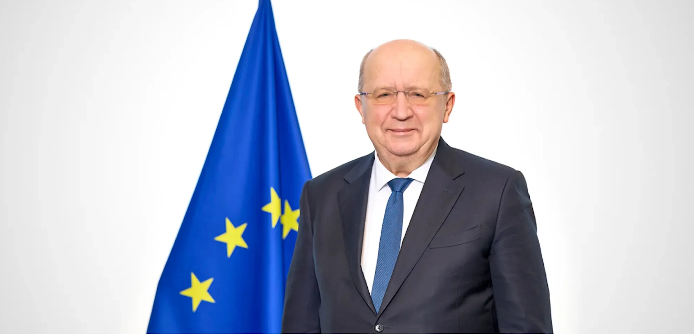 Andrius Kubilius, Commissioner for Defense and Space.