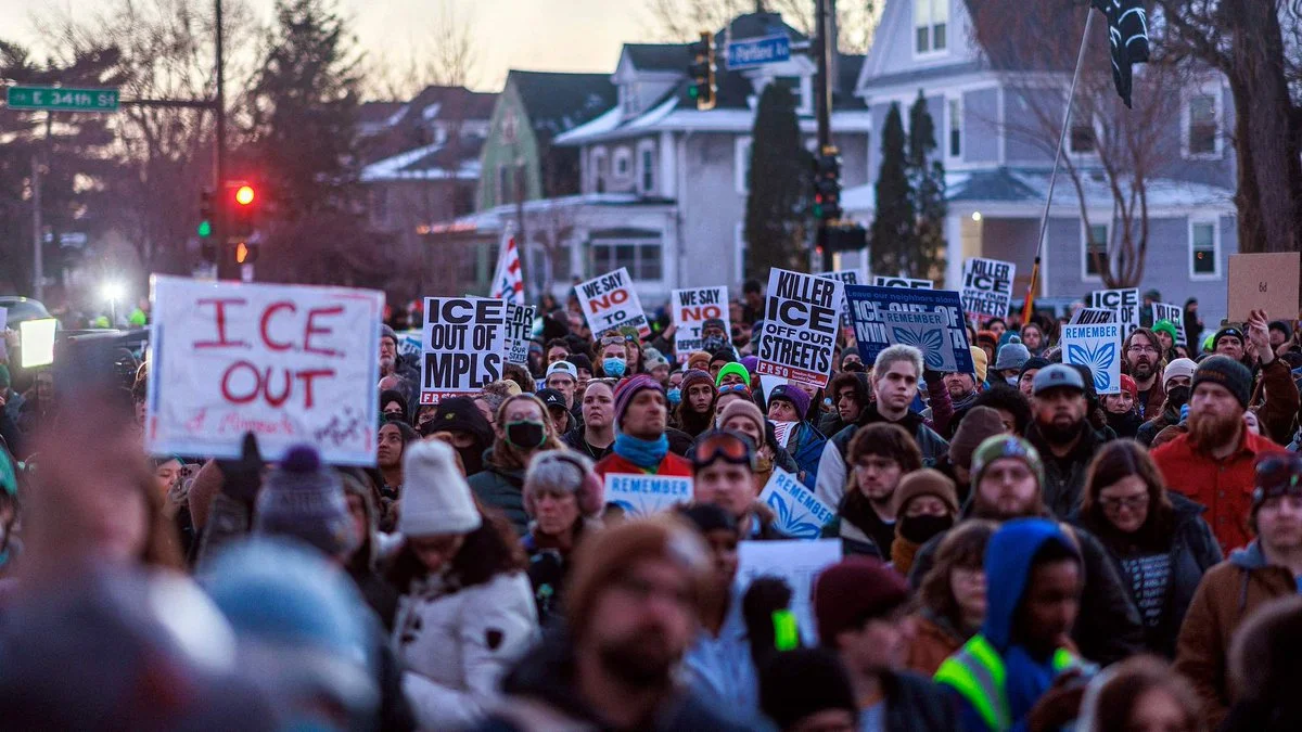 After a ICE Officer Fatally Shoots Woman, Protests erupted in the streets of Minneapolis.