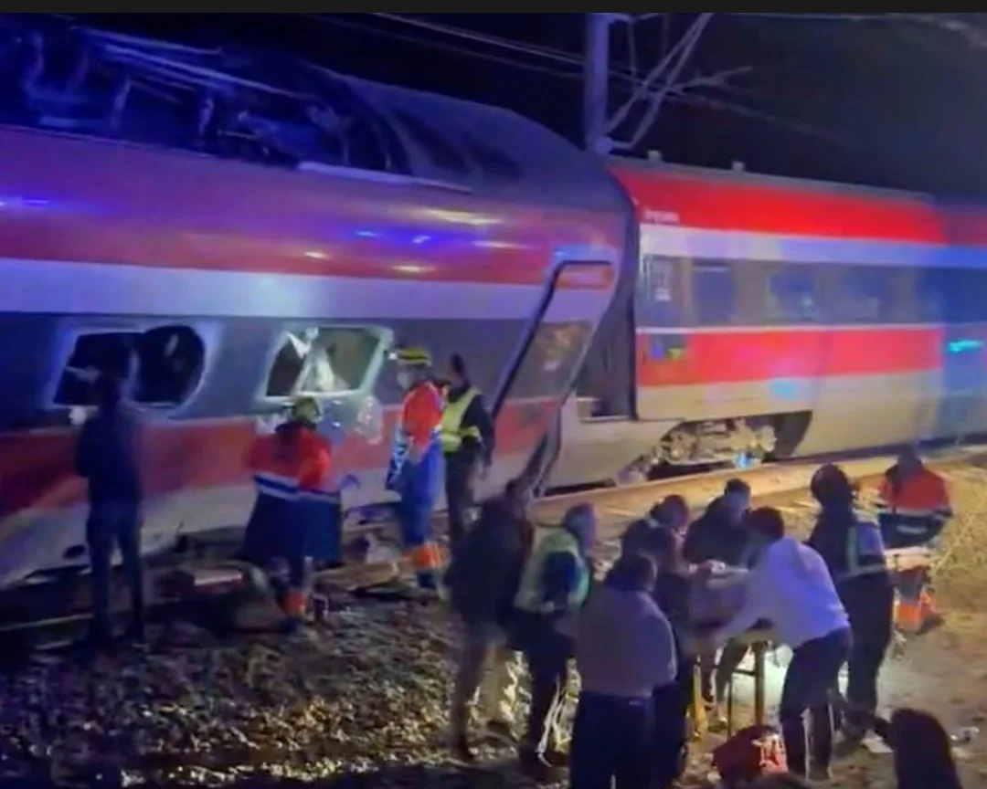 39 dead in a high speed train crash in southern Spain.